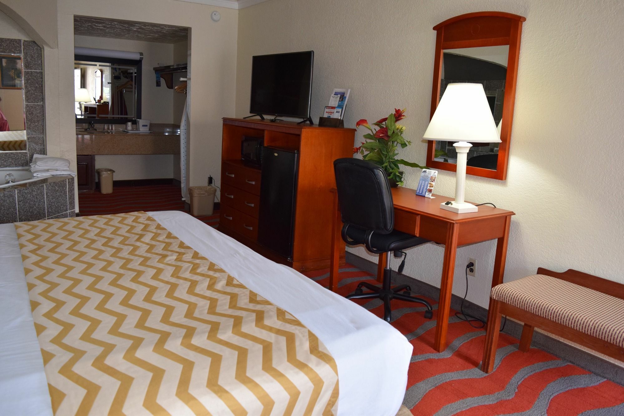 Travelodge & By Wyndham